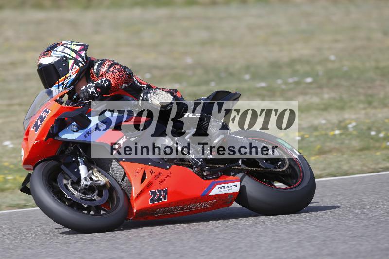 /37 09.08.2026  Pluess Motosport ADR/Freies Fahren/221